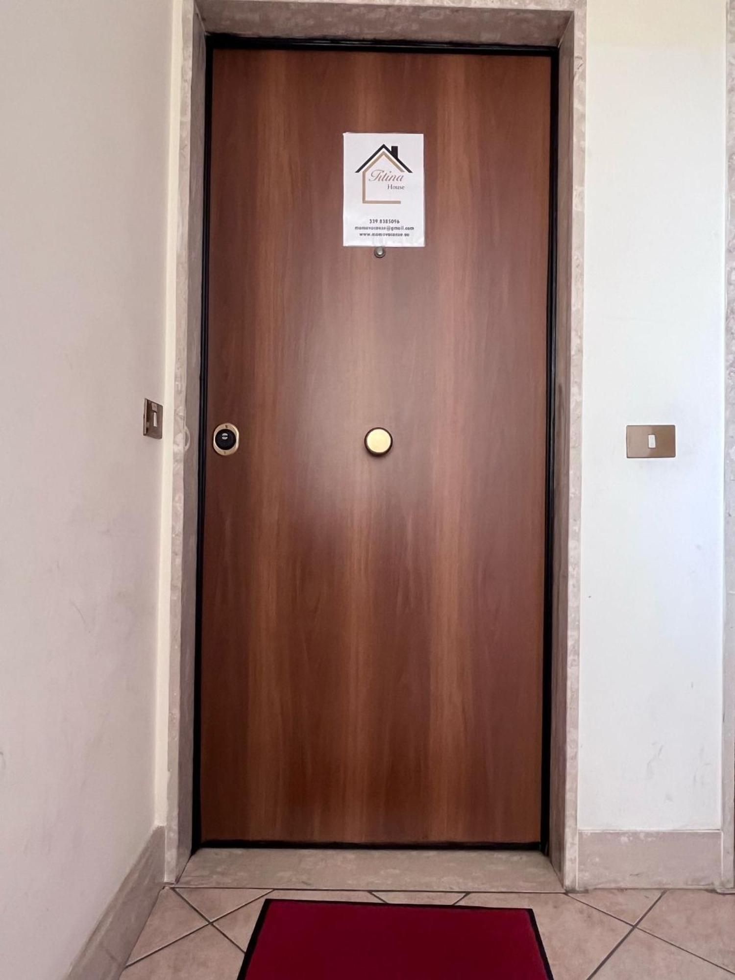Апартаменти Fco Airport Titina'S House Ф'юмічіно Екстер'єр фото